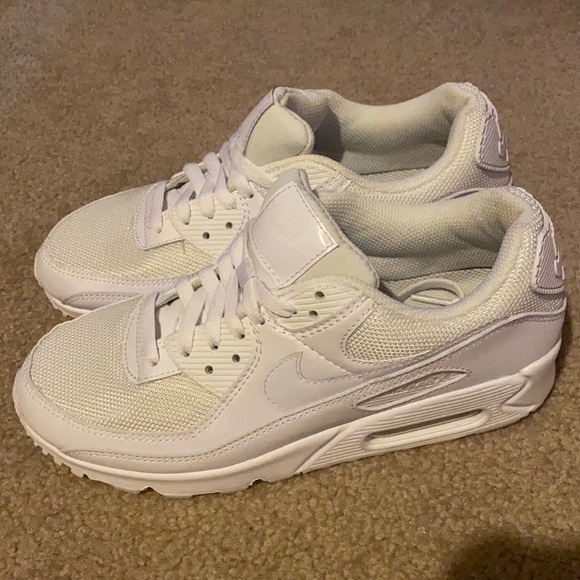 Women’s Nike Air-Max 90’s - Picture 1 of 4